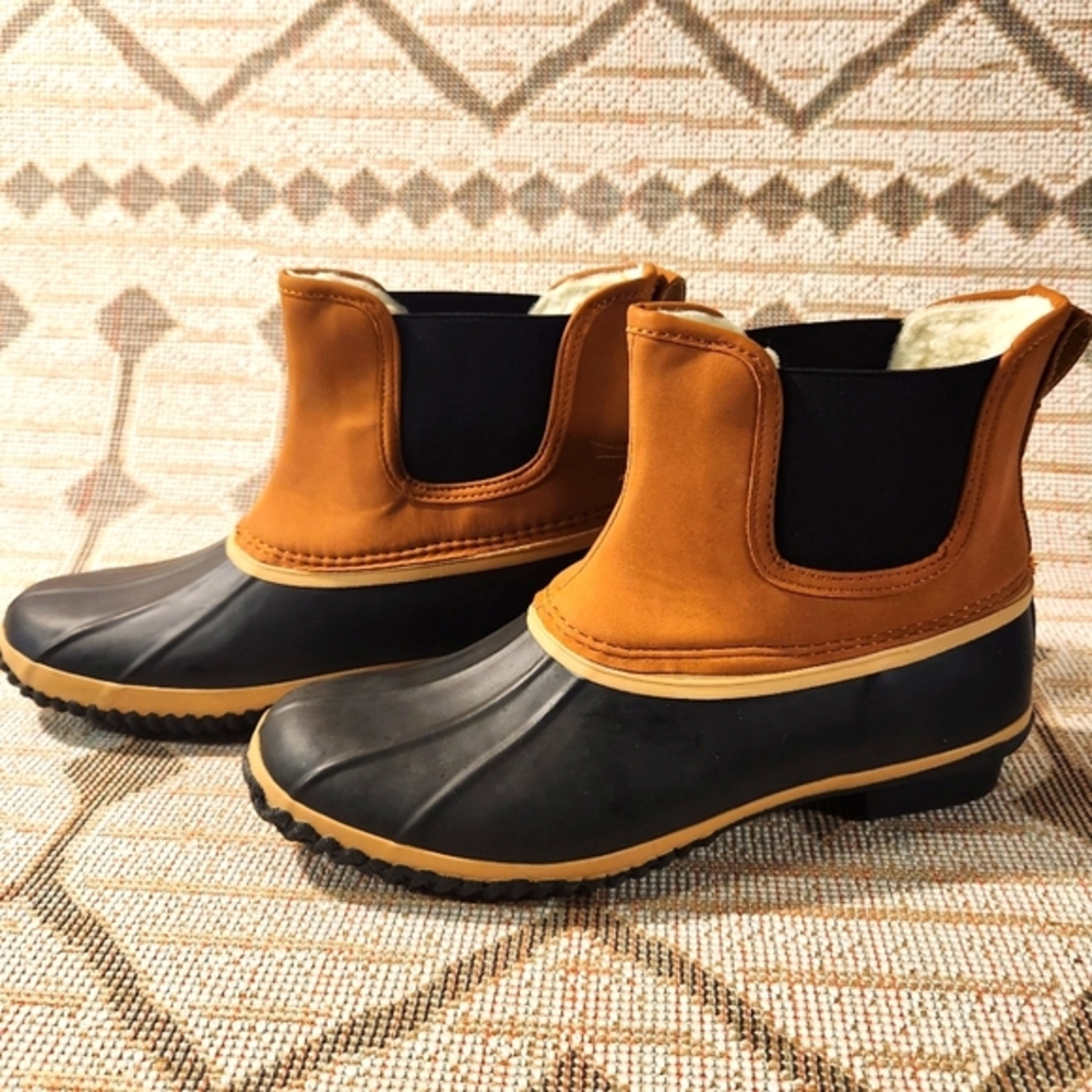 Brand: Style and Co., Style: Harlii, Size: 8M, Color: Chestnut